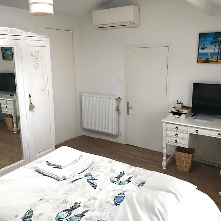 Bed & Breakfast Les D'hotes De Pascale 3*