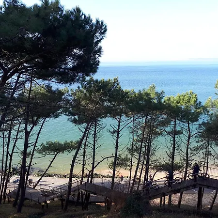 Les D'hotes De Pascale Bed & Breakfast 3*