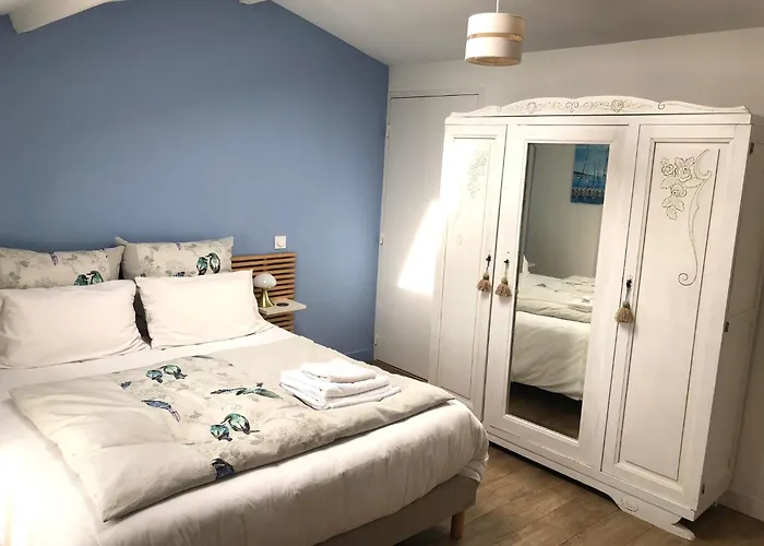 Les D'hotes De Pascale Bed & Breakfast Mios