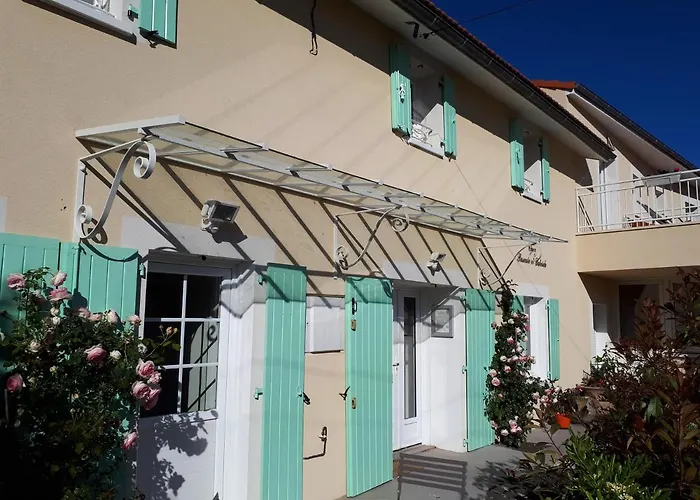 Bed & Breakfast Les D'hotes De Pascale